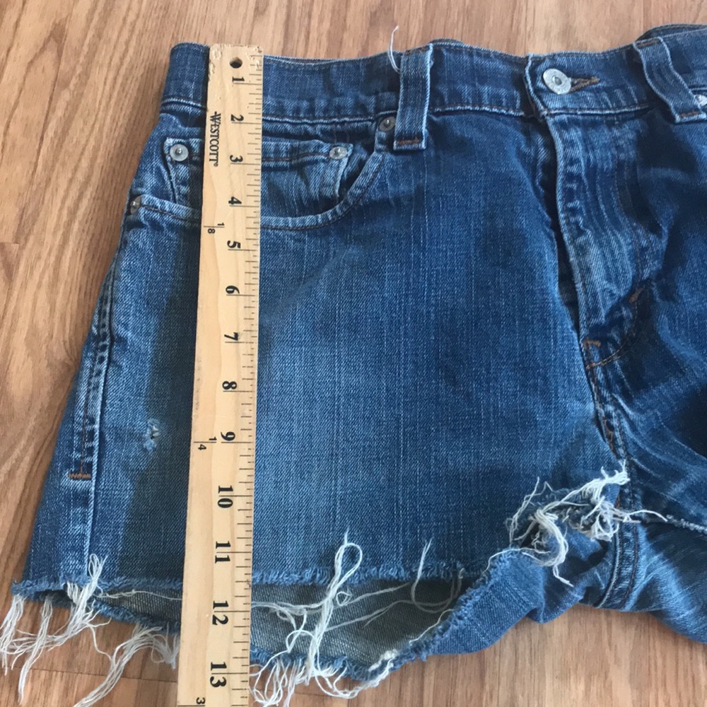 Levis Jean Shorts frayed skinny size 34 - Picture 3 of 7